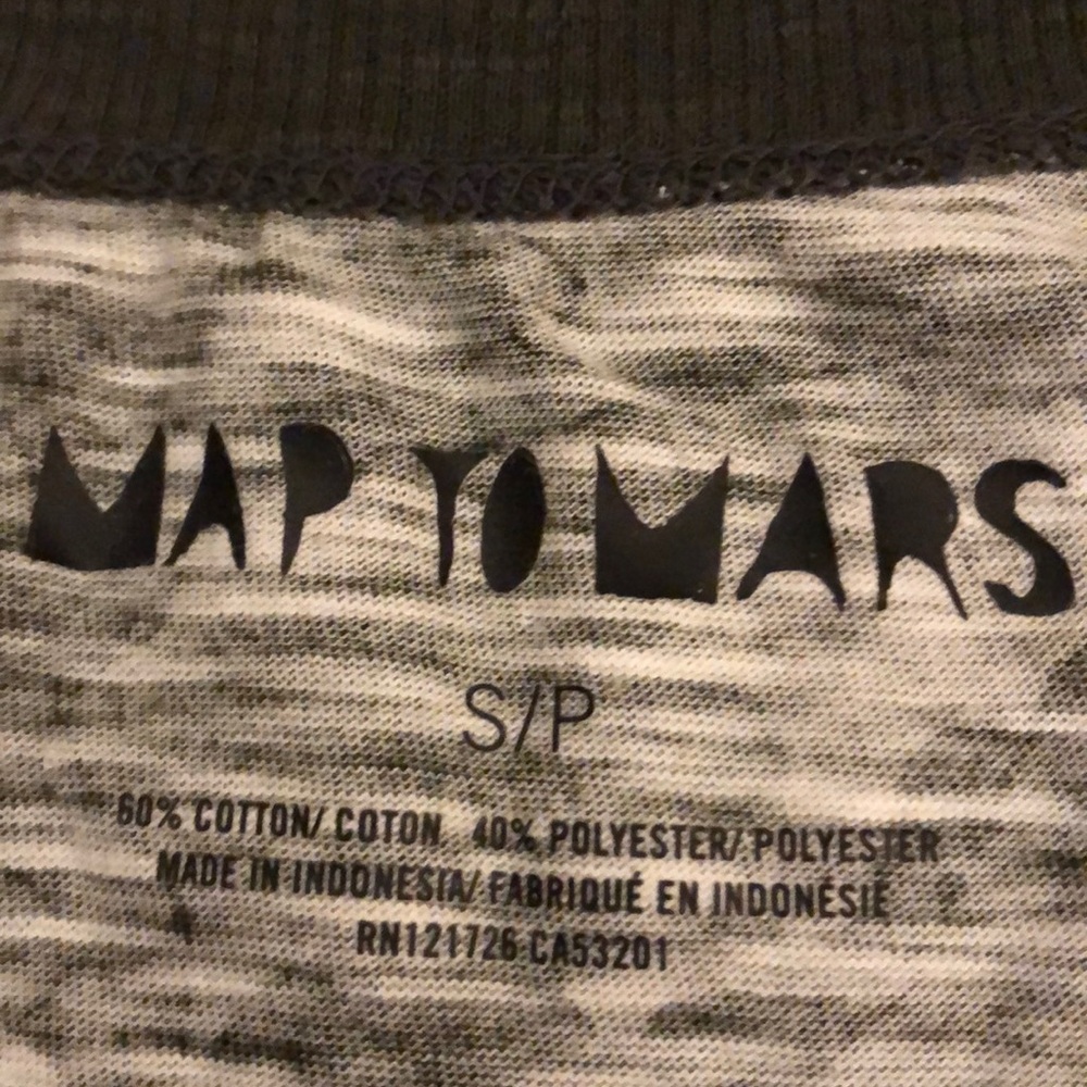 Crop top - Picture 2 of 2